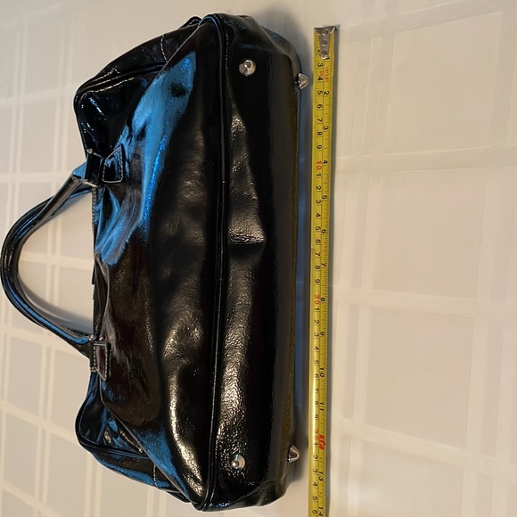 Vintage black patent leather rarely used purse with white stitching 14x8x3.5 - Picture 2 of 5